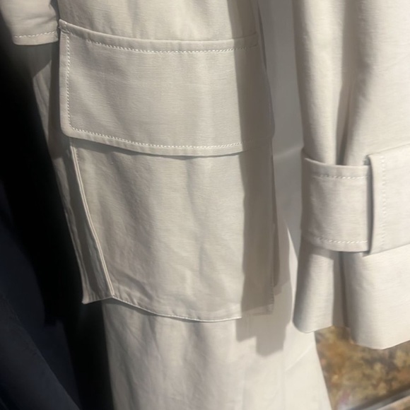 NWT 2nd day Two-Tone Black and Tan Trench Coat - Picture 5 of 14